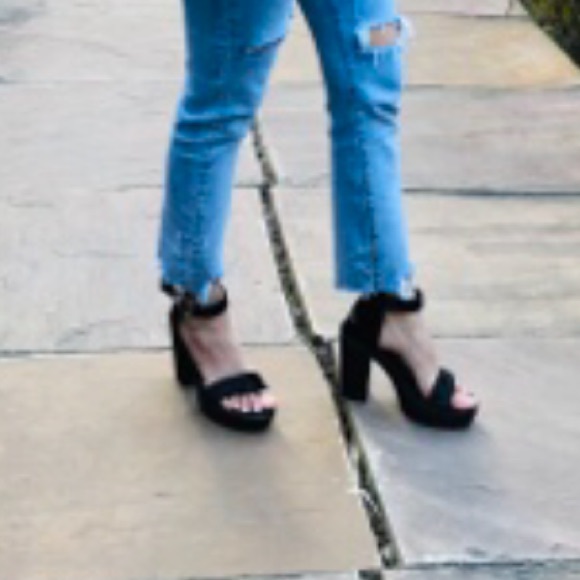 Catwalk block heels - Picture 4 of 15